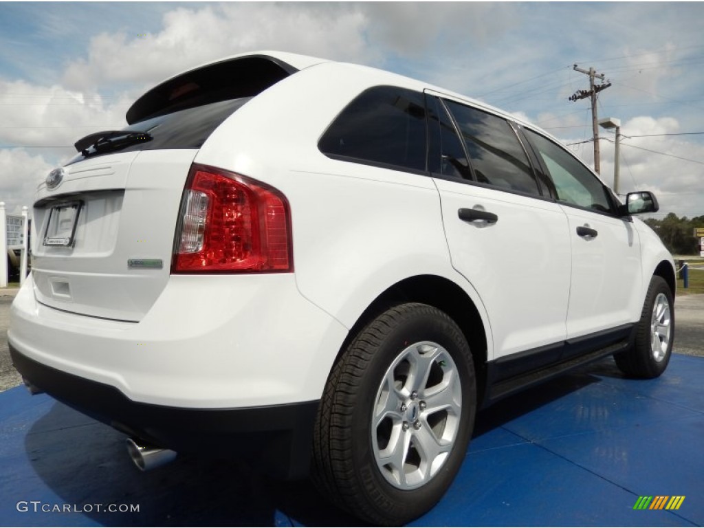 2014 Edge SE - Oxford White / Medium Light Stone photo #3