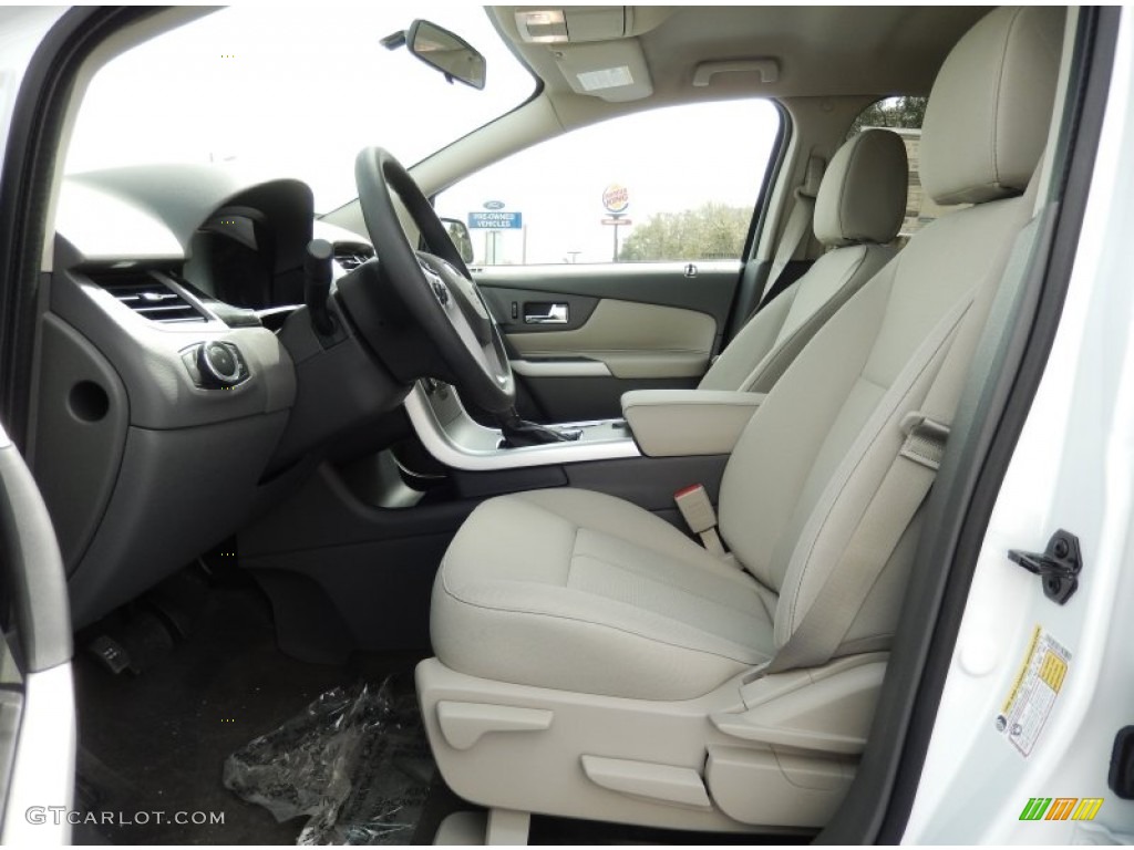 2014 Ford Edge SE Front Seat Photo #90933167