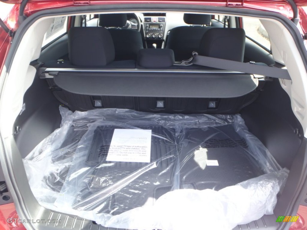 2014 Subaru Impreza 2.0i Premium 5 Door Trunk Photos