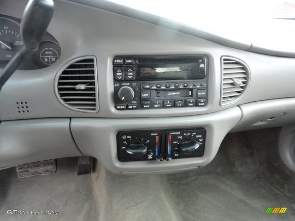 2002 Buick Century Custom Controls Photos