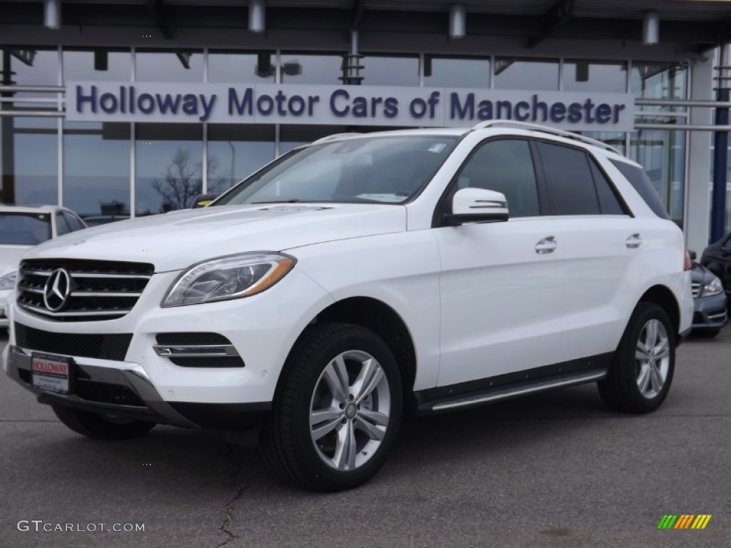 Polar White Mercedes-Benz ML