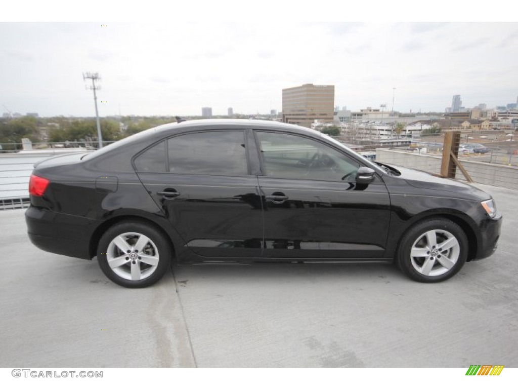 2011 Jetta TDI Sedan - Black / Cornsilk Beige photo #16