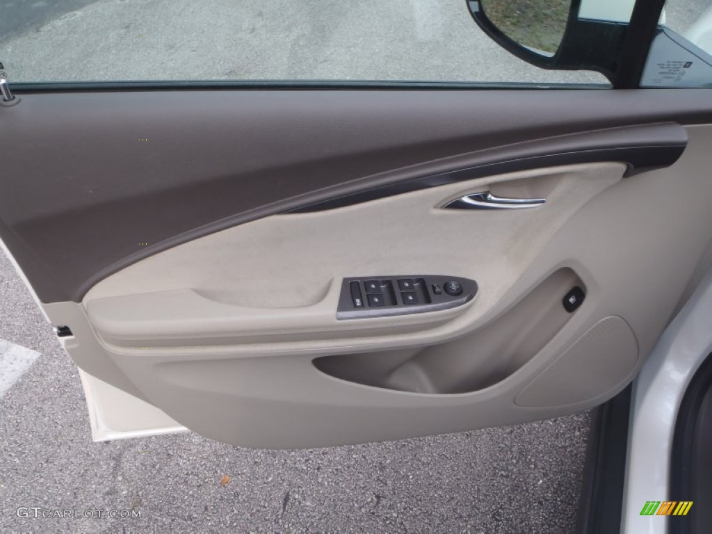 2014 Volt  - White Diamond Tricoat / Pebble Beige/Dark Accents photo #9