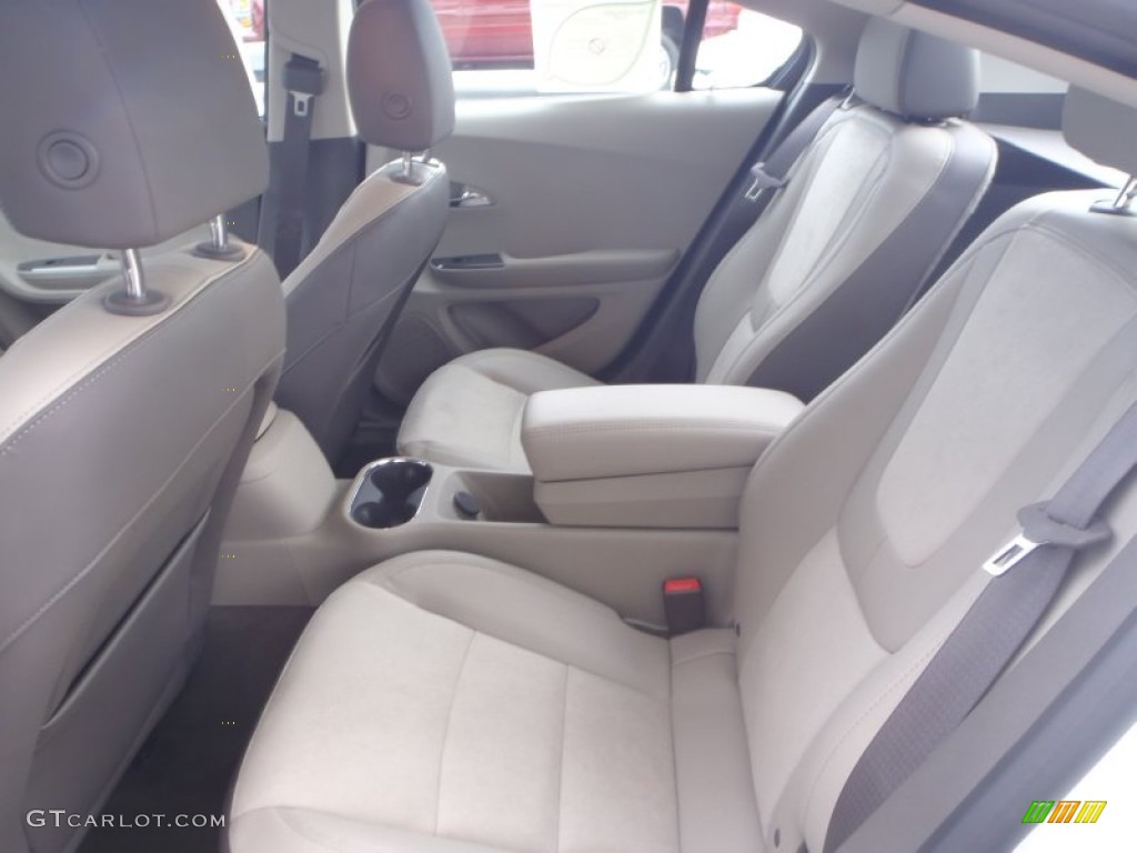 Pebble Beige/Dark Accents Interior 2014 Chevrolet Volt Standard Volt Model Photo #90940862