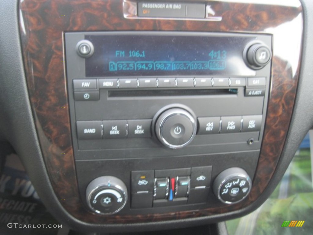 2014 Chevrolet Impala Limited LT Controls Photos