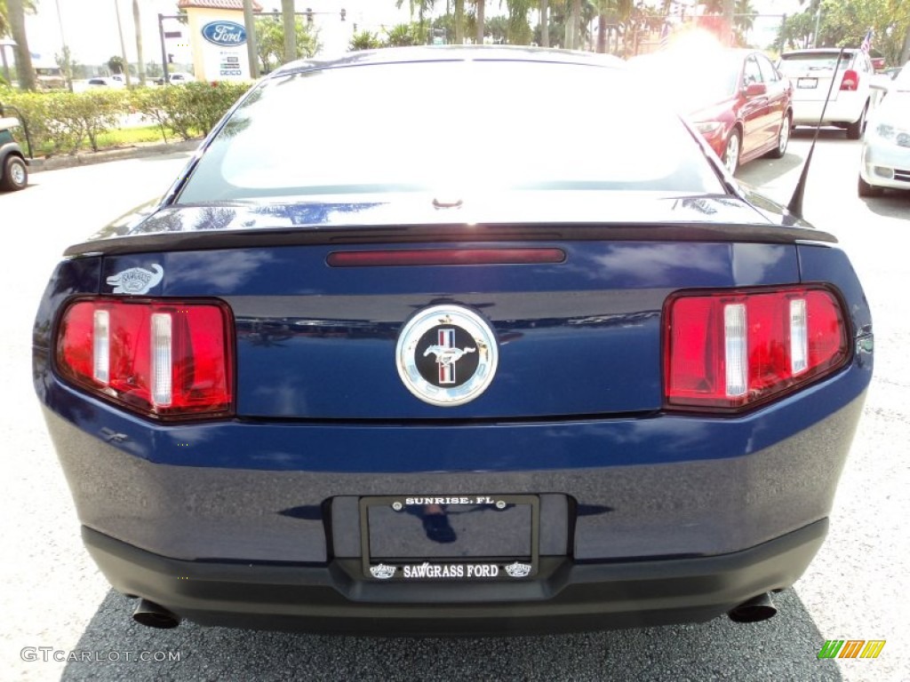 2012 Mustang V6 Premium Coupe - Kona Blue Metallic / Saddle photo #7