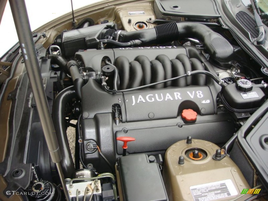 2001 Jaguar XK XK8 Convertible 4.0 Liter DOHC 32 Valve V8 Engine Photo #90943347