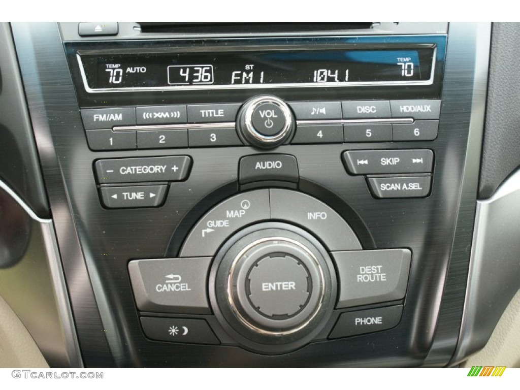 2014 Acura ILX Hybrid Technology Controls Photo #90951730
