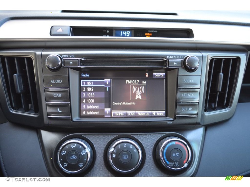 2014 Toyota RAV4 LE Controls Photo #90951956