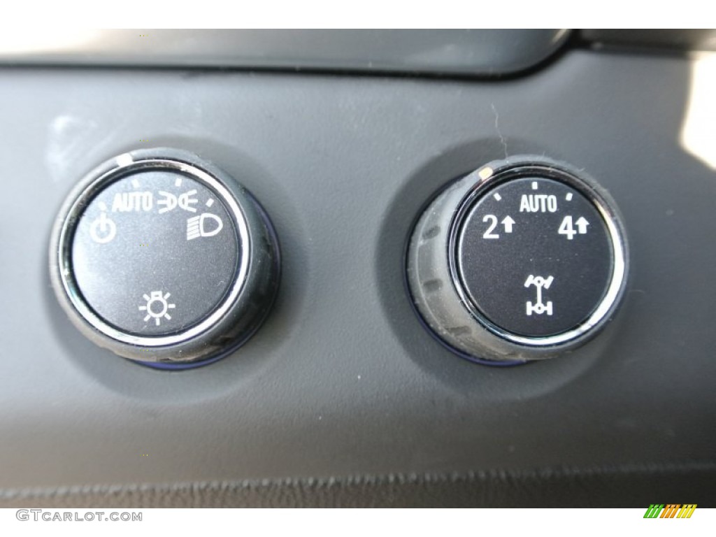 2015 Chevrolet Tahoe LT 4WD Controls Photo #90952145