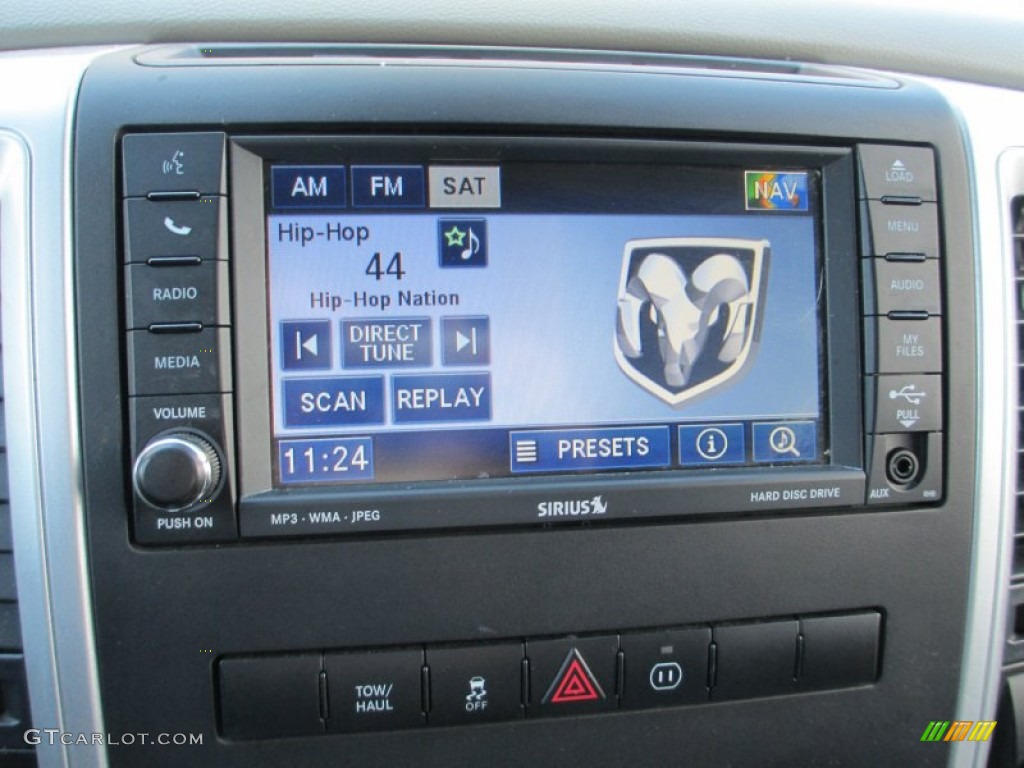 2011 Ram 1500 SLT Quad Cab 4x4 - Bright White / Dark Slate Gray/Medium Graystone photo #23