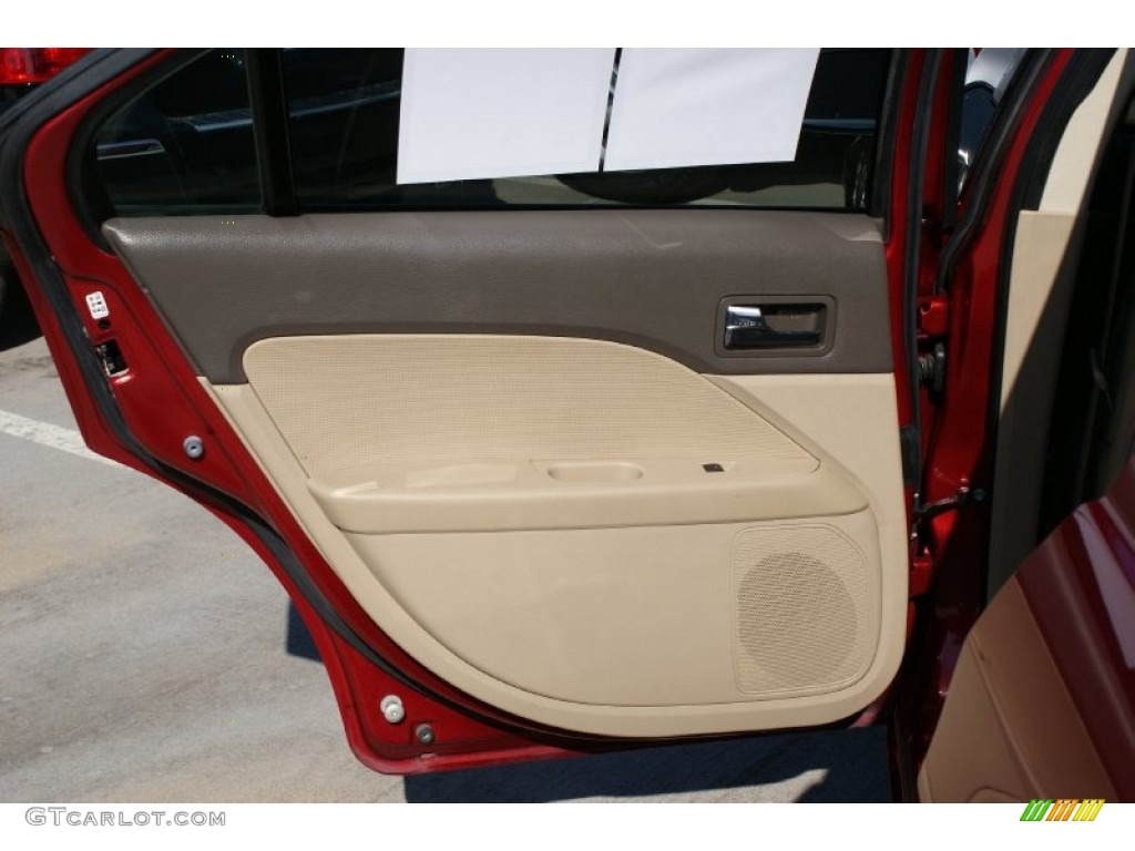 2009 Milan I4 Premier - Vivid Red Metallic / Camel photo #13