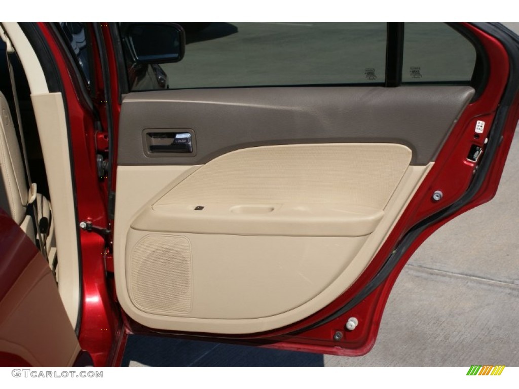 2009 Milan I4 Premier - Vivid Red Metallic / Camel photo #15