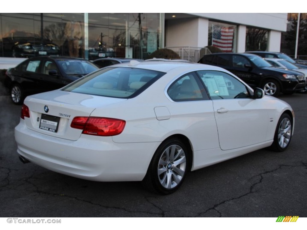 2013 3 Series 328i xDrive Coupe - Alpine White / Cream Beige photo #3