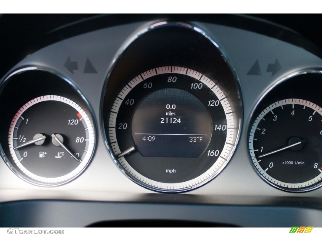 2010 Mercedes-Benz C 300 Sport Gauges Photos