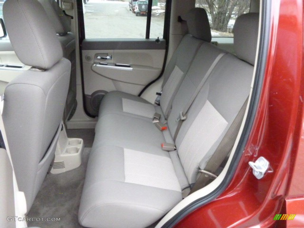2008 Liberty Limited 4x4 - Red Rock Crystal Pearl / Pastel Pebble Beige photo #12