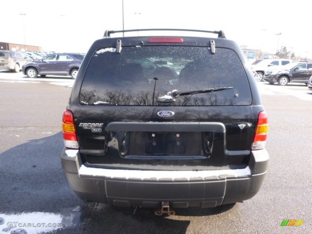 2006 Escape XLT V6 4WD - Black / Medium/Dark Flint photo #5