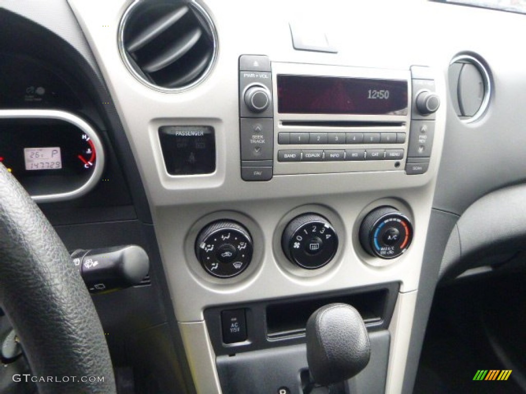 2009 Vibe 2.4 AWD - Mystic Blue Metallic / Ebony photo #13