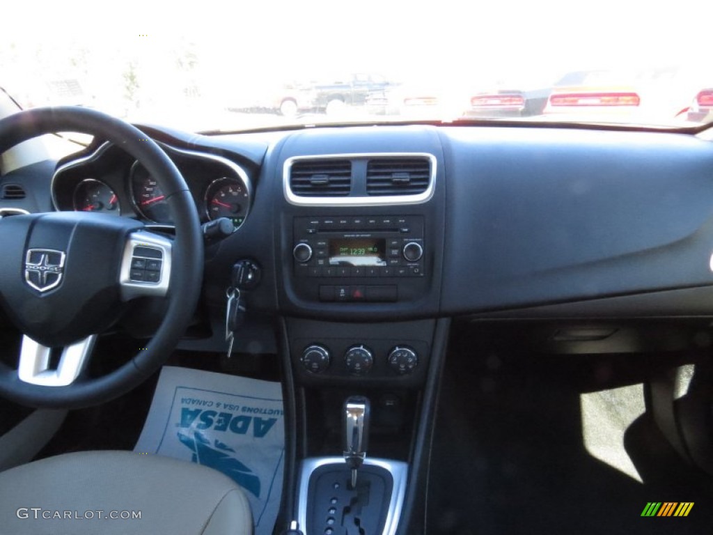 2013 Avenger SXT - Black / Black/Light Frost Beige photo #17