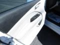 Bright White - Dart SXT Photo No. 11