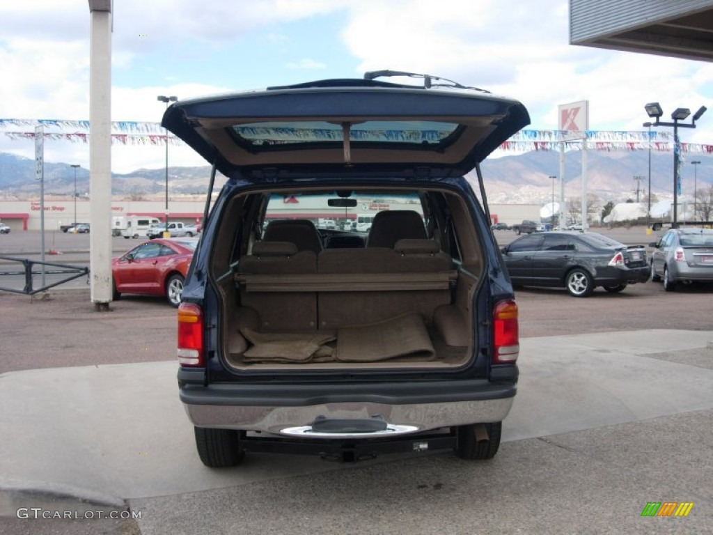 2000 Explorer XLT 4x4 - Medium Wedgewood Blue Metallic / Medium Graphite photo #17