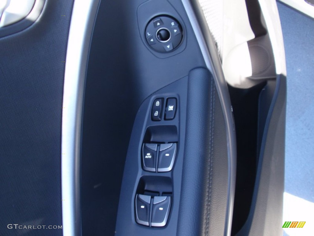 2014 Santa Fe Sport 2.0T FWD - Frost White Pearl / Black photo #24