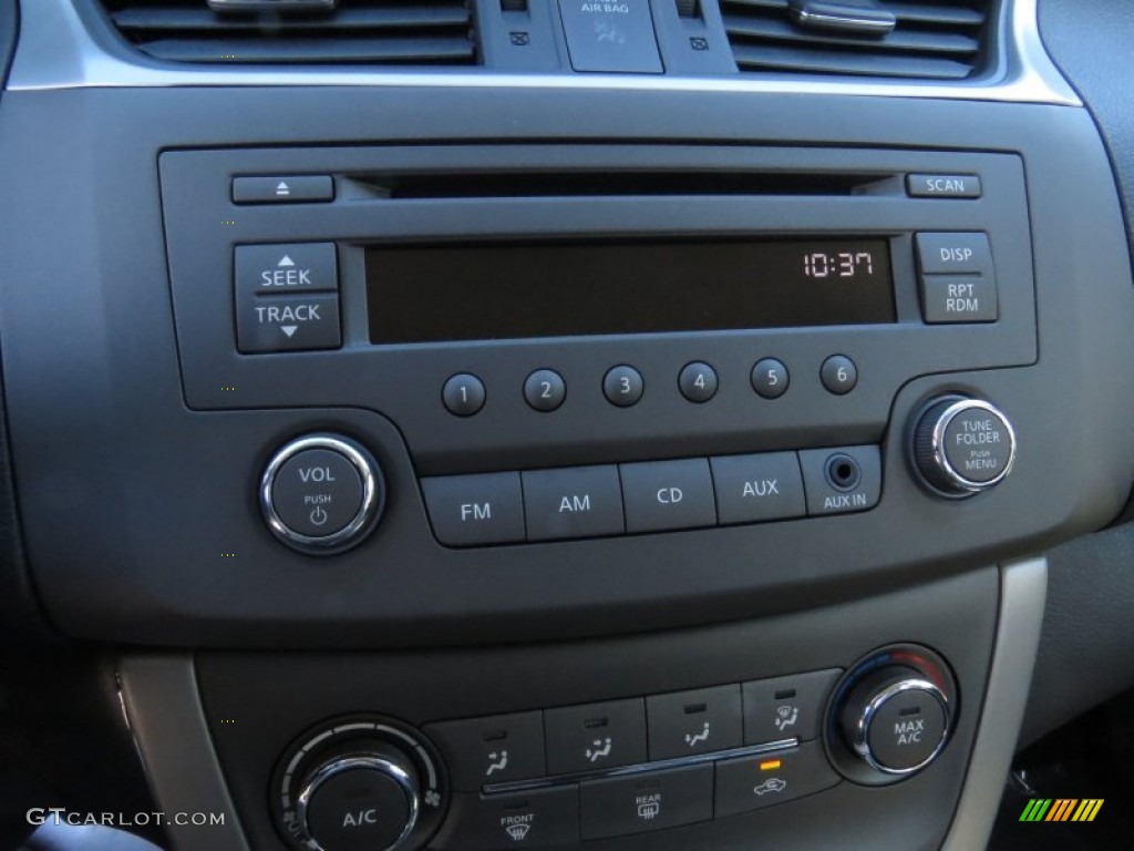 2014 Sentra S - Super Black / Charcoal photo #15