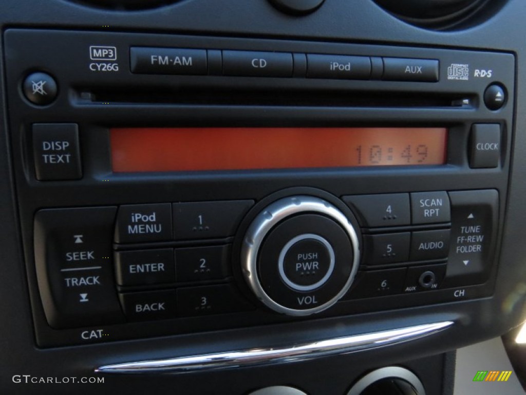 2014 Nissan Rogue Select S Audio System Photo #90988035