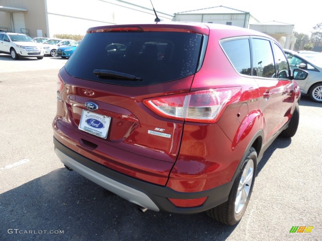 2013 Escape SE 2.0L EcoBoost - Ruby Red Metallic / Medium Light Stone photo #13