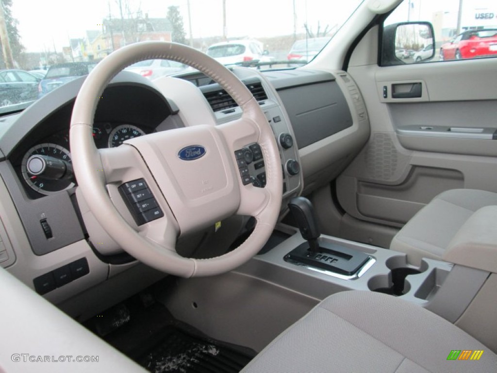 2011 Escape XLT V6 - White Suede / Stone photo #10