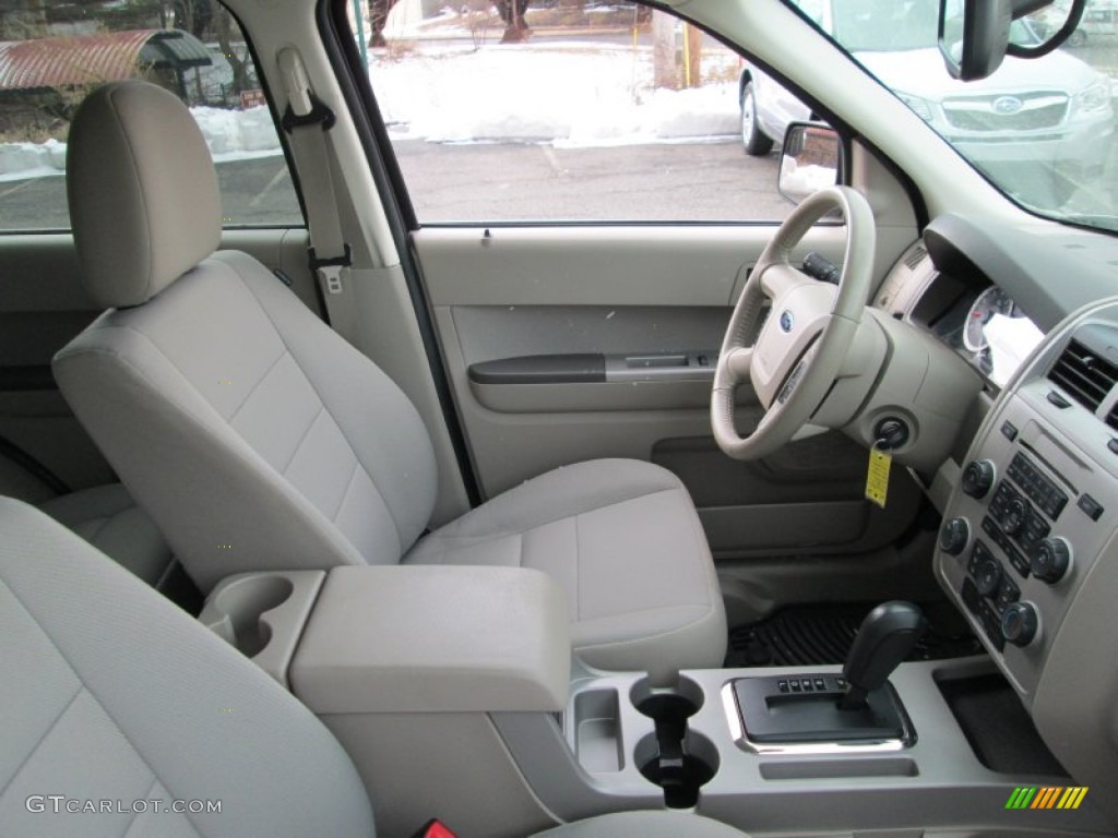 2011 Escape XLT V6 - White Suede / Stone photo #15