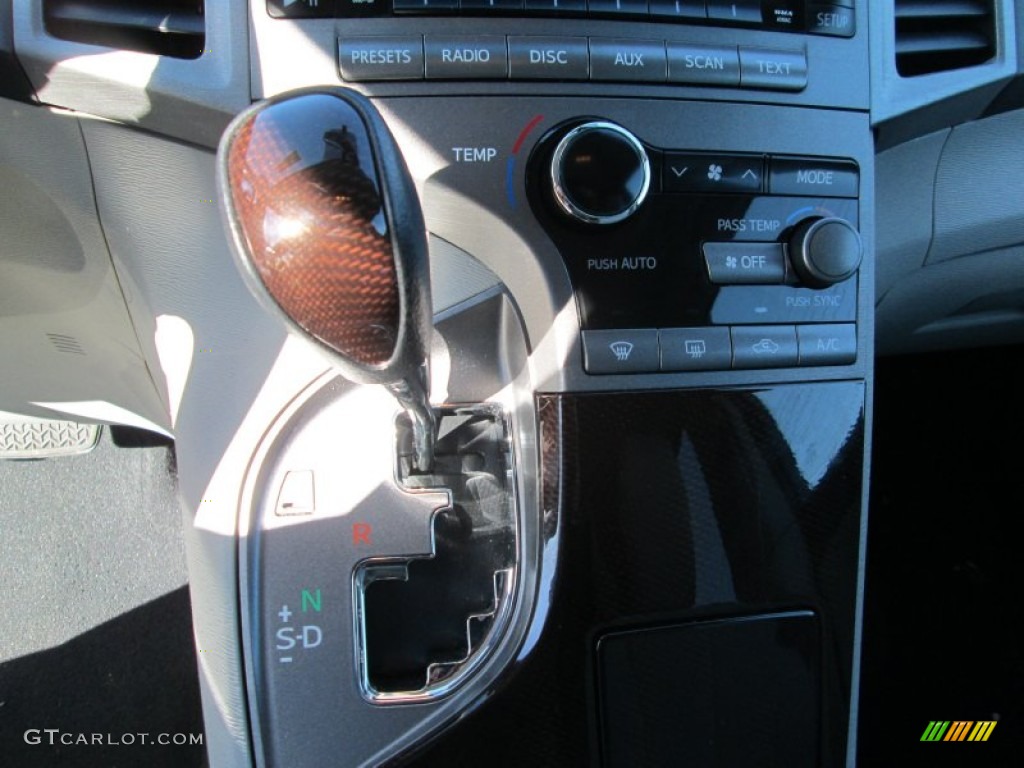 2011 Venza I4 AWD - Magnetic Gray Metallic / Light Gray photo #25
