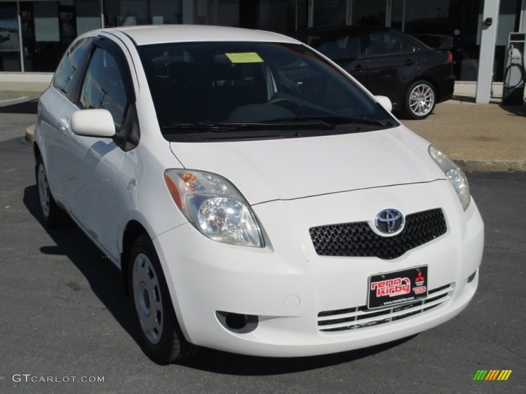 2007 Yaris 3 Door Liftback - Polar White / Dark Charcoal photo #1