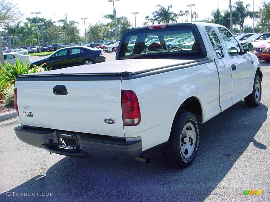 2004 F150 XL Heritage SuperCab - Oxford White / Heritage Graphite Grey photo #3