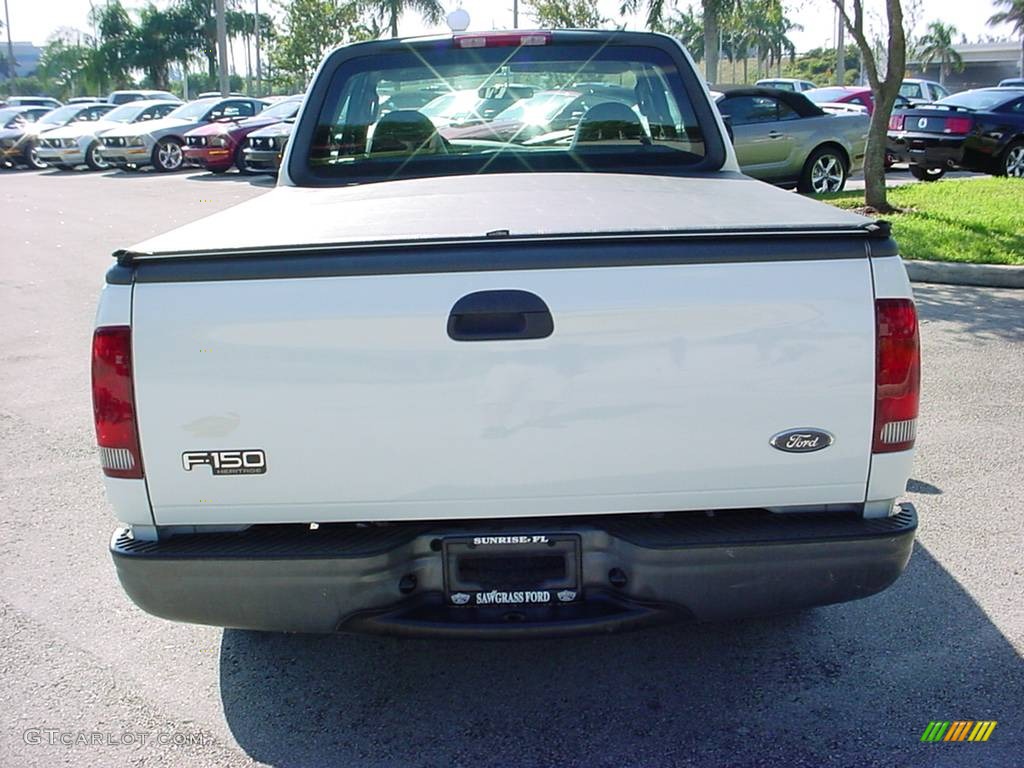 2004 F150 XL Heritage SuperCab - Oxford White / Heritage Graphite Grey photo #4