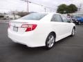 Super White - Camry SE Photo No. 7