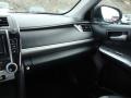 Super White - Camry SE Photo No. 15