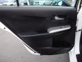 Super White - Camry SE Photo No. 23