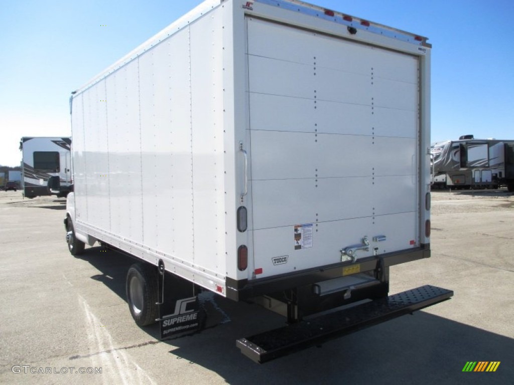 2014 Savana Cutaway 4500 Commercial Moving Truck - Summit White / Medium Pewter photo #15