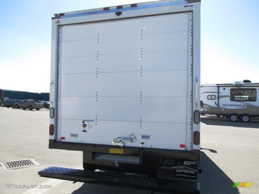 2014 Savana Cutaway 4500 Commercial Moving Truck - Summit White / Medium Pewter photo #23