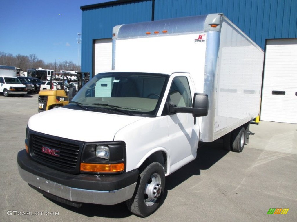 2014 Savana Cutaway 3500 Commercial Moving Truck - Summit White / Neutral photo #3