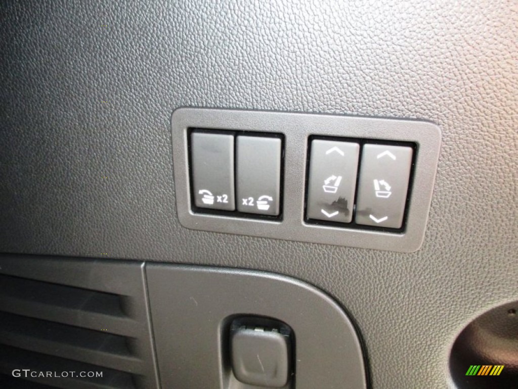 2015 GMC Yukon SLT 4WD Controls Photo #91000092