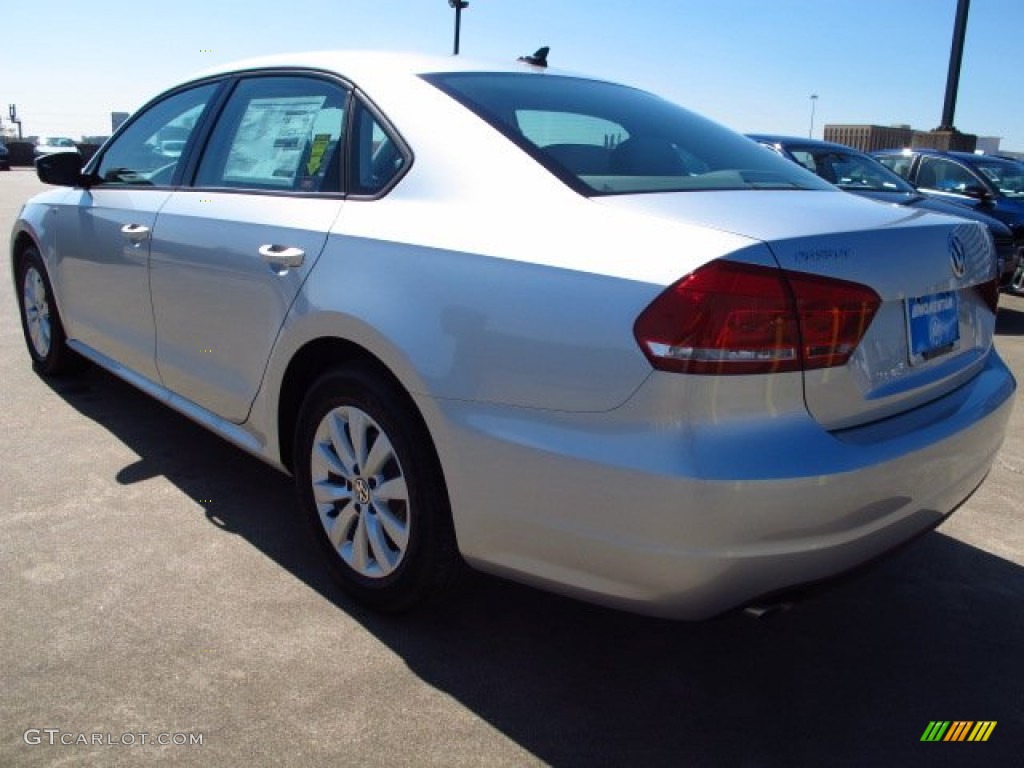 2014 Passat 1.8T Wolfsburg Edition - Reflex Silver Metallic / Moonrock photo #4