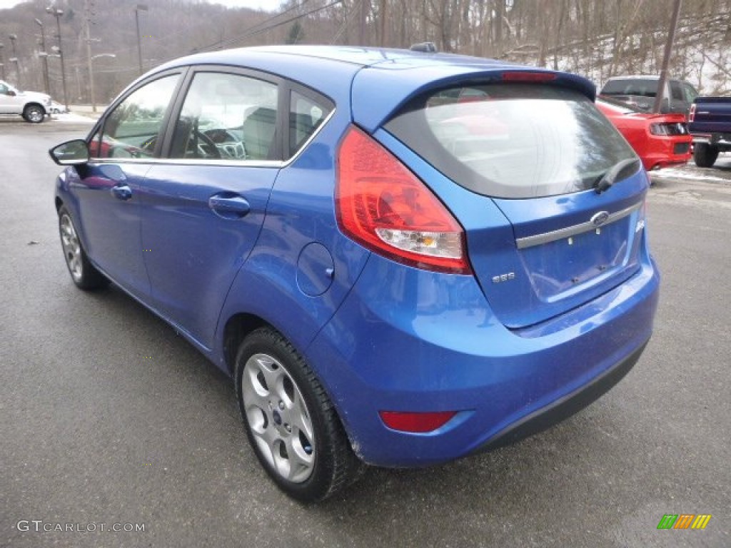 2011 Fiesta SES Hatchback - Blue Flame Metallic / Cashmere/Charcoal Black Leather photo #4
