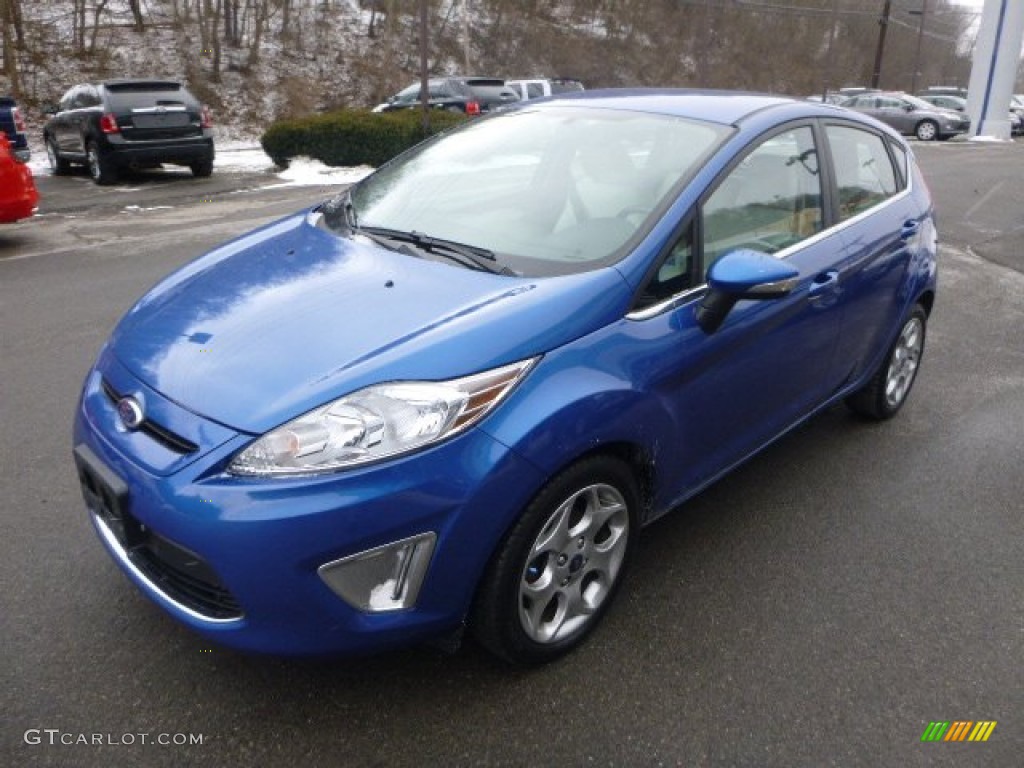 2011 Fiesta SES Hatchback - Blue Flame Metallic / Cashmere/Charcoal Black Leather photo #6