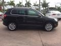 Deep Black Metallic - Tiguan SE Photo No. 6