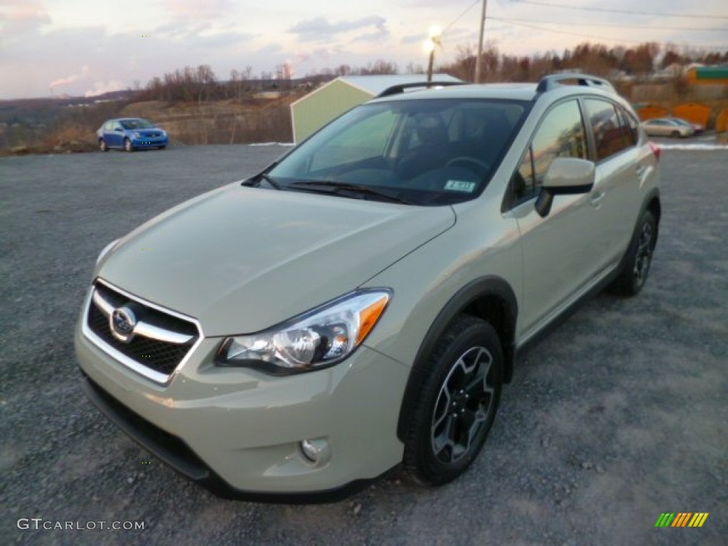 2014 XV Crosstrek 2.0i Premium - Desert Khaki / Black photo #3