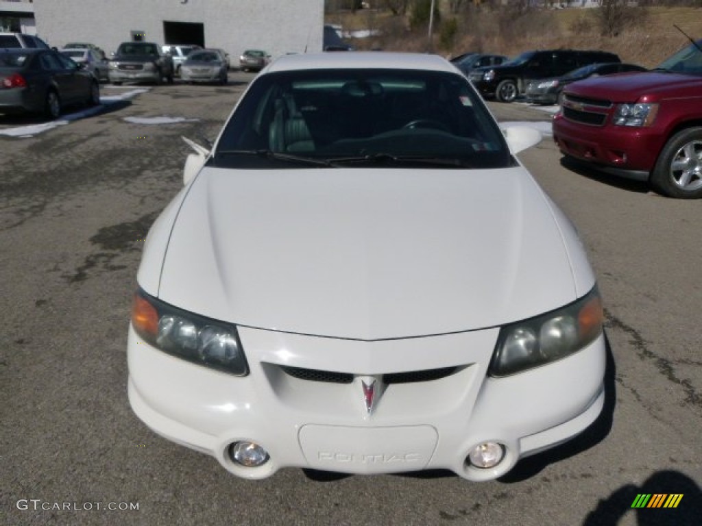 2002 Bonneville SLE - Ivory White / Dark Pewter photo #2