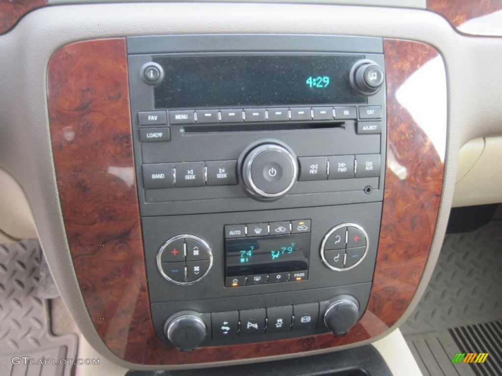 2012 Chevrolet Silverado 2500HD LTZ Crew Cab 4x4 Controls Photo #91012655