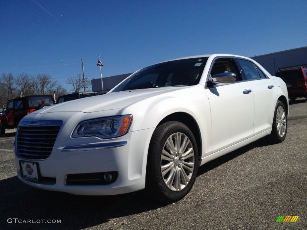 Bright White Chrysler 300